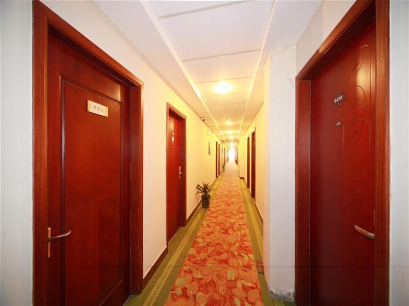 Greentree Inn Shanghai Minhang Jiaoda Dongchuan Road Shell Hotel