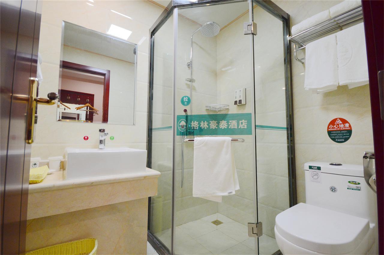 Greentree Inn Shanghai Minhang Jiaoda Dongchuan Road Shell Hotel Xangai