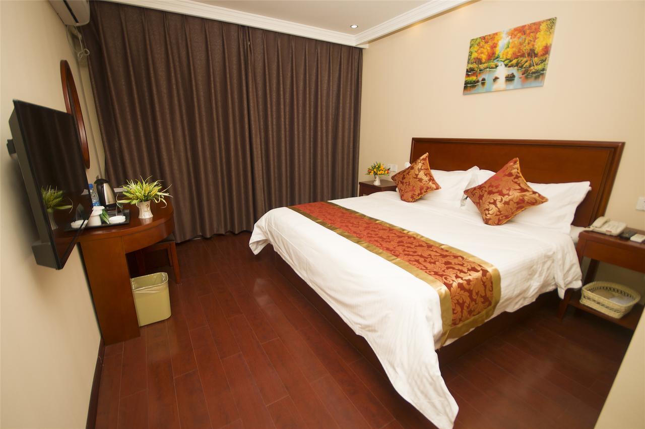 Greentree Inn Shanghai Minhang Jiaoda Dongchuan Road Shell Hotel