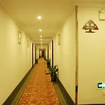 Greentree Inn Shanghai Minhang Jiaoda Dongchuan Road Shell Hotel
